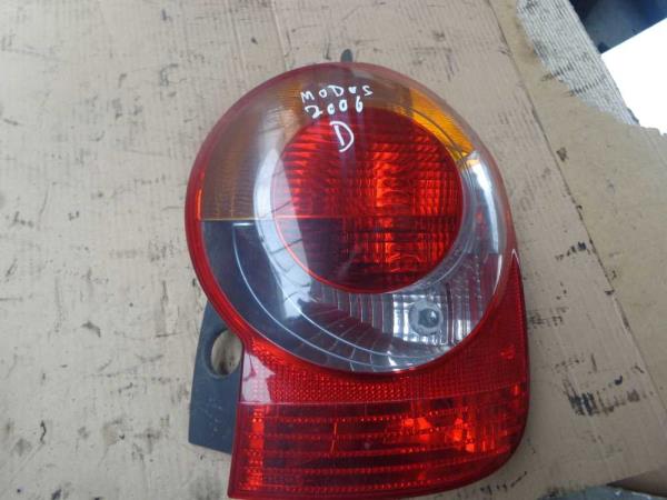 FEU ARRIERE DROIT RENAULT - Vue 1